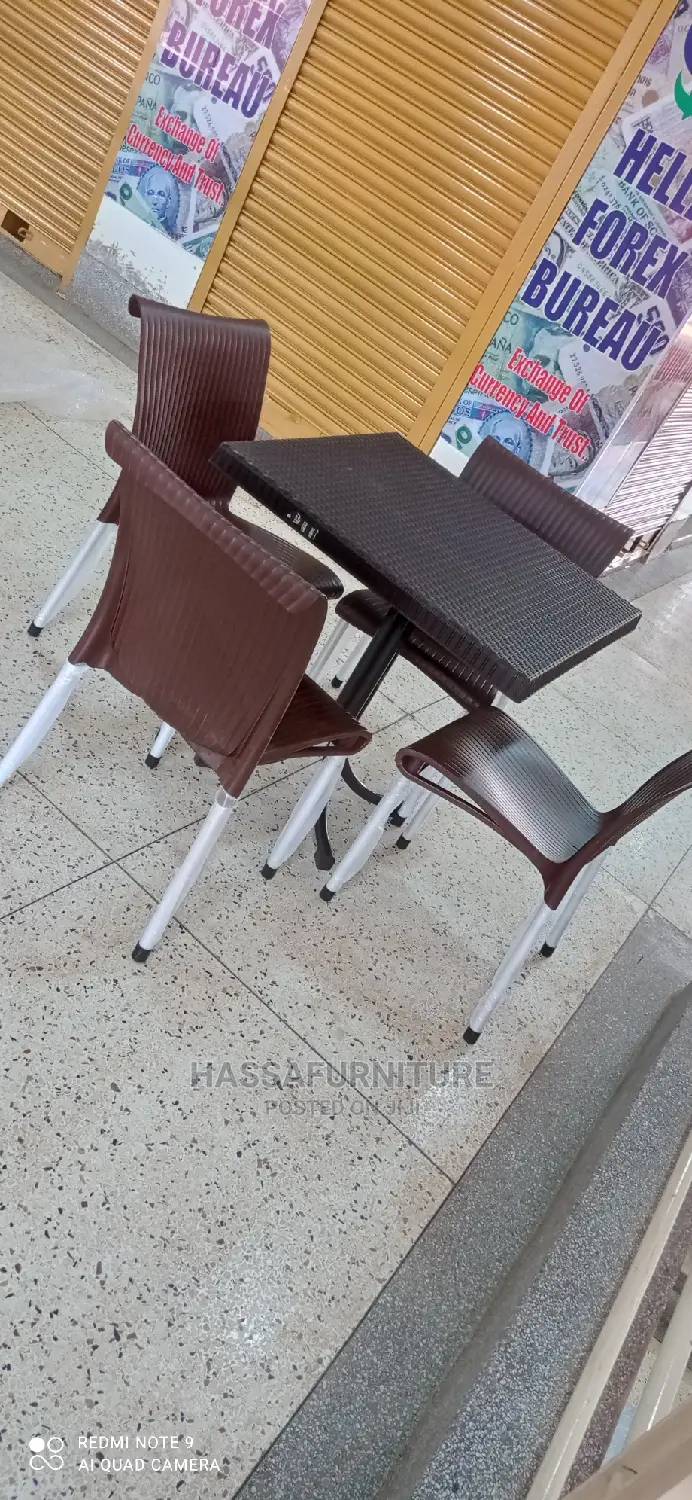 4seaters Restaurant Set Brand New