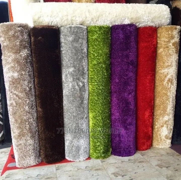 Center Carpets