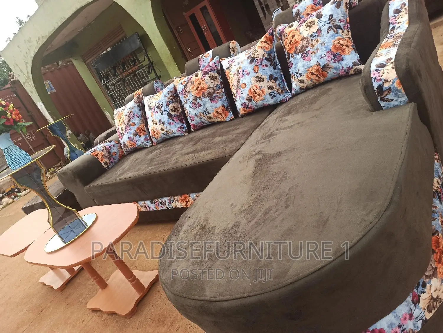 Sofa Set 5 Seater 635000