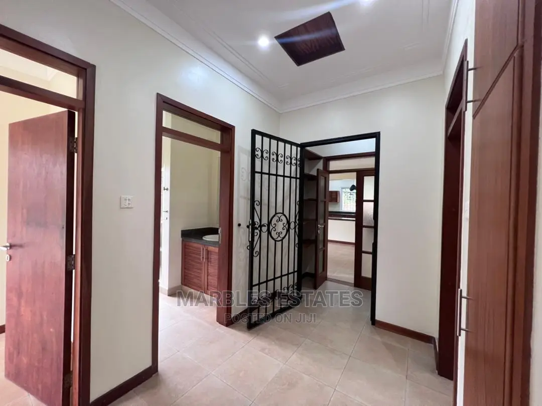 3bdrm Villa in Naguru, Central Division for Rent