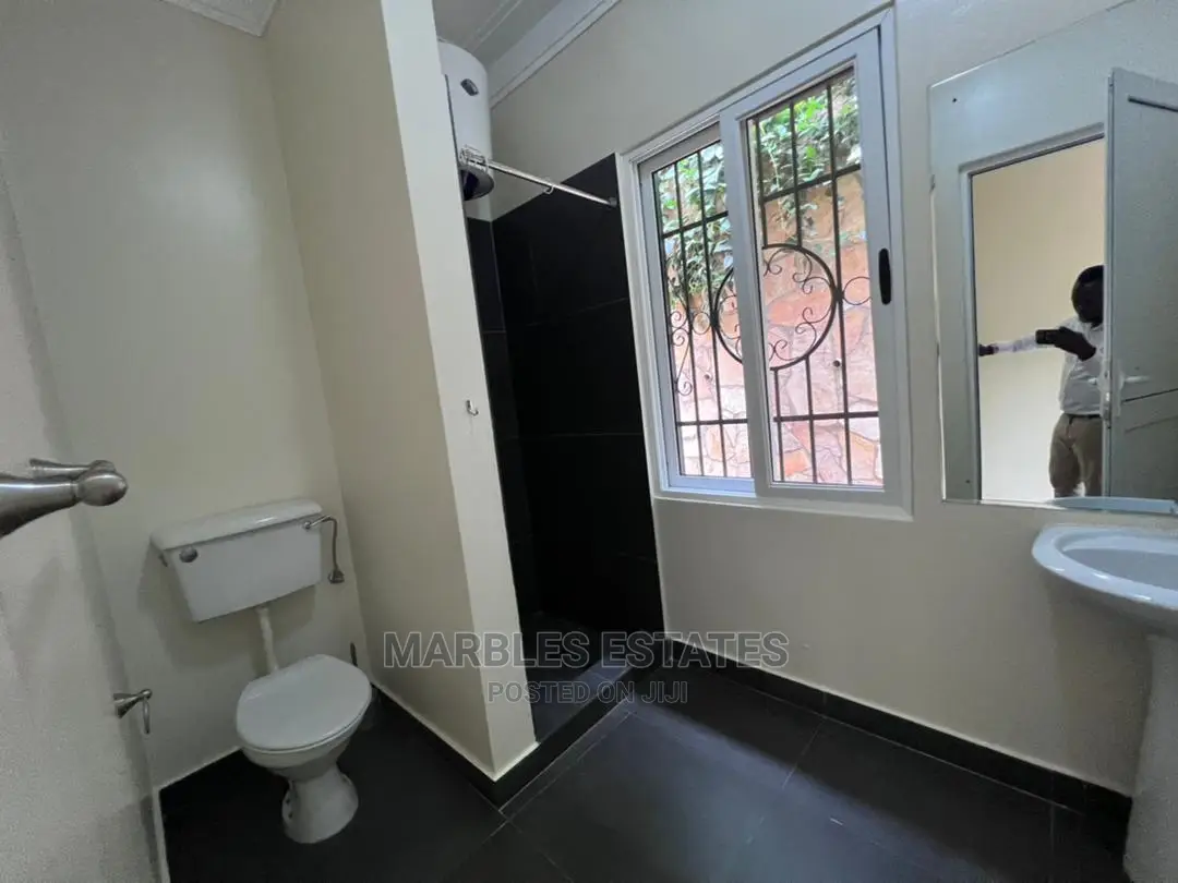 3bdrm Villa in Naguru, Central Division for Rent