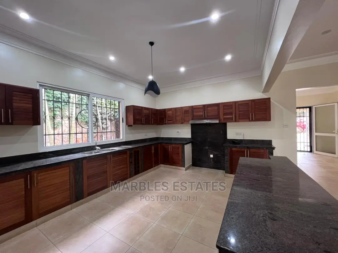 3bdrm Villa in Naguru, Central Division for Rent