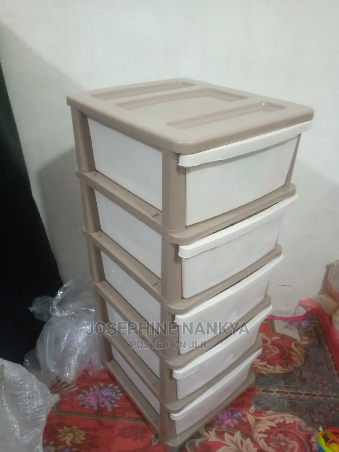 Togoyong Plastic Drower/Trolly Plain Colour, Five Shelves