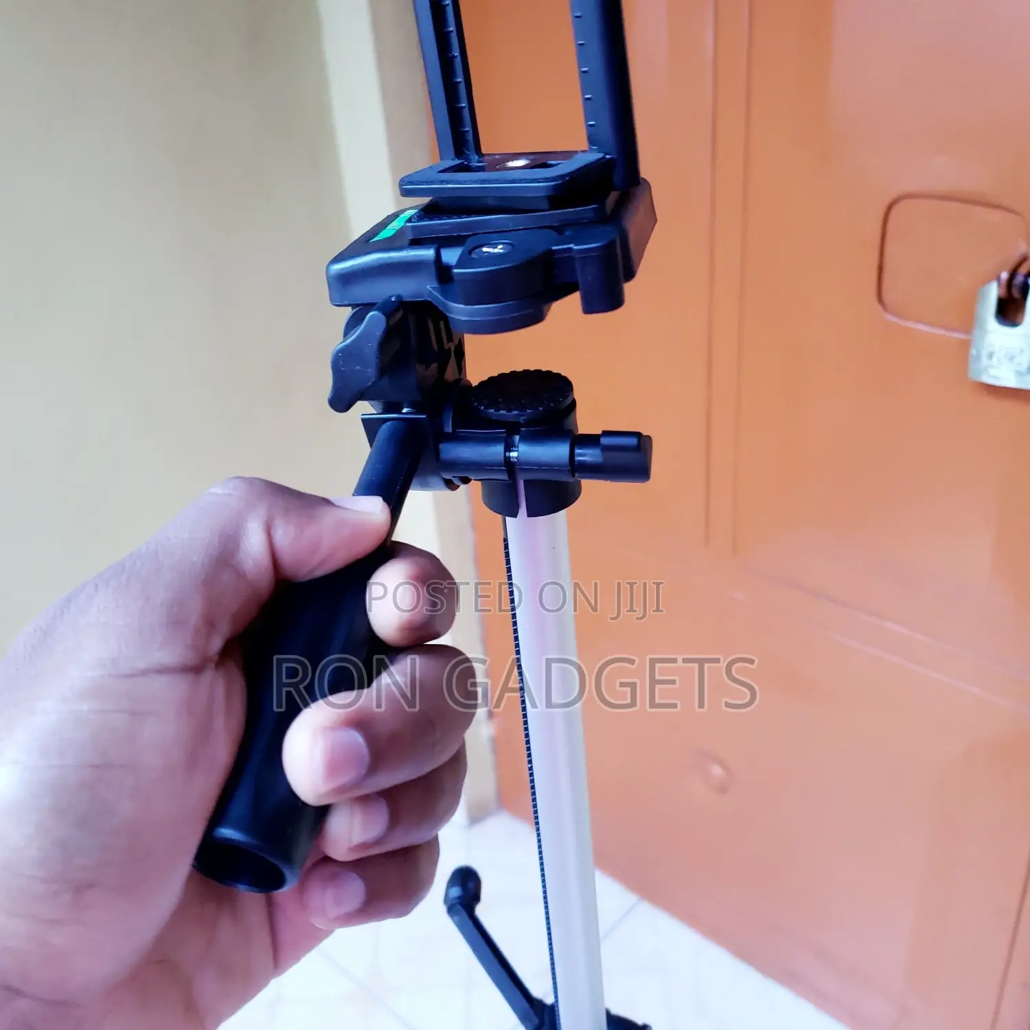 Tripod 330A