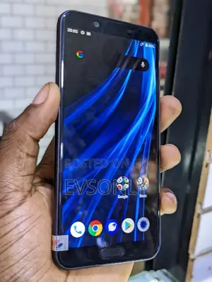 Sharp Aquos Sense 2 SHV43 32 GB Black