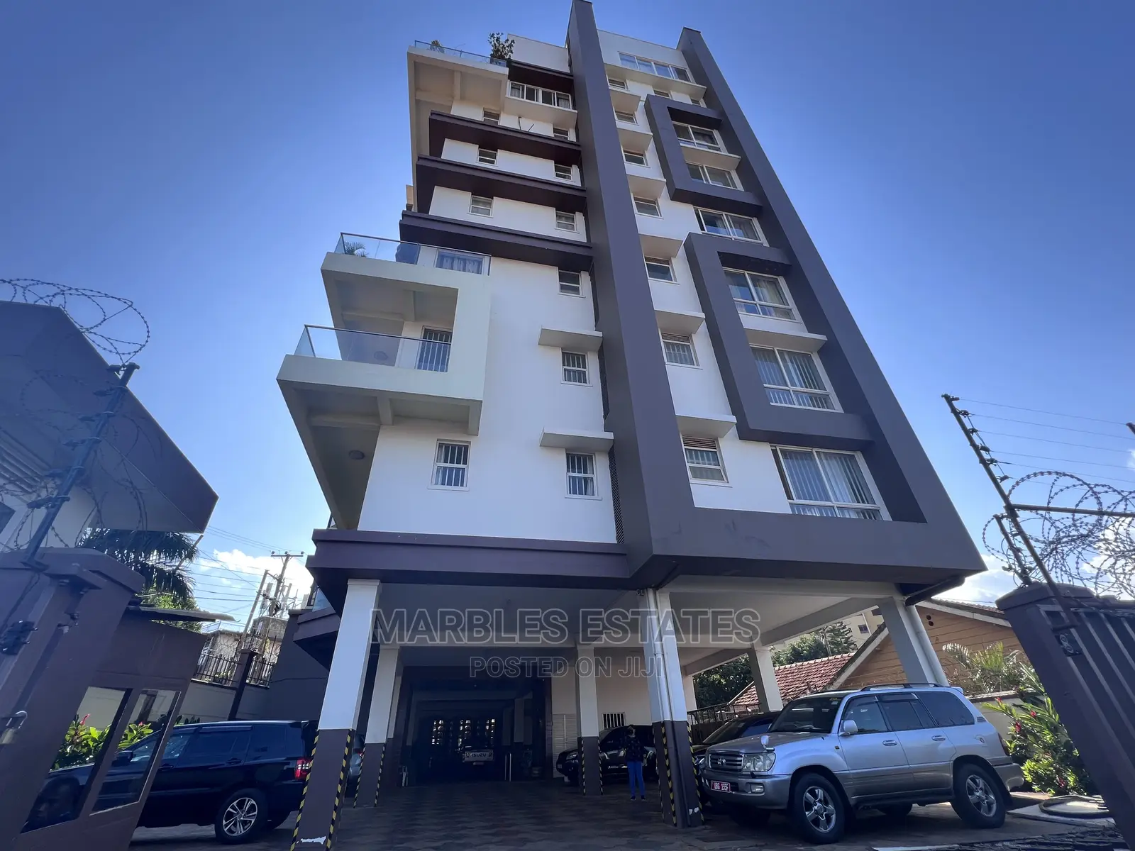 3bdrm Apartment in Kololo, Central Division for Rent