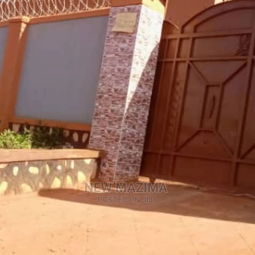 1bdrm House in Salaama Munyonyo Rd, Division B for Rent