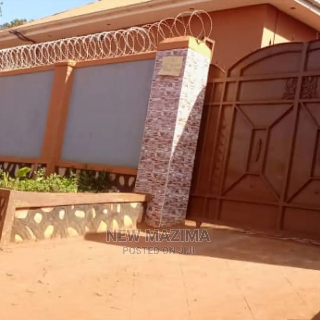 1bdrm House in Salaama Munyonyo Rd, Division B for Rent