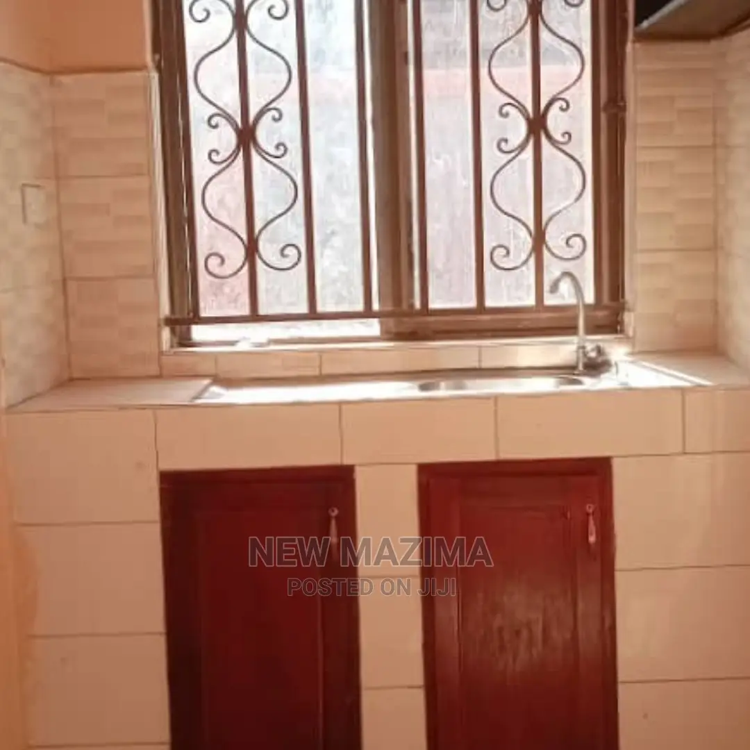 1bdrm House in Salaama Munyonyo Rd, Division B for Rent
