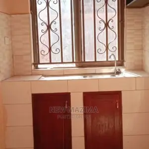 1bdrm House in Salaama Munyonyo Rd, Division B for Rent