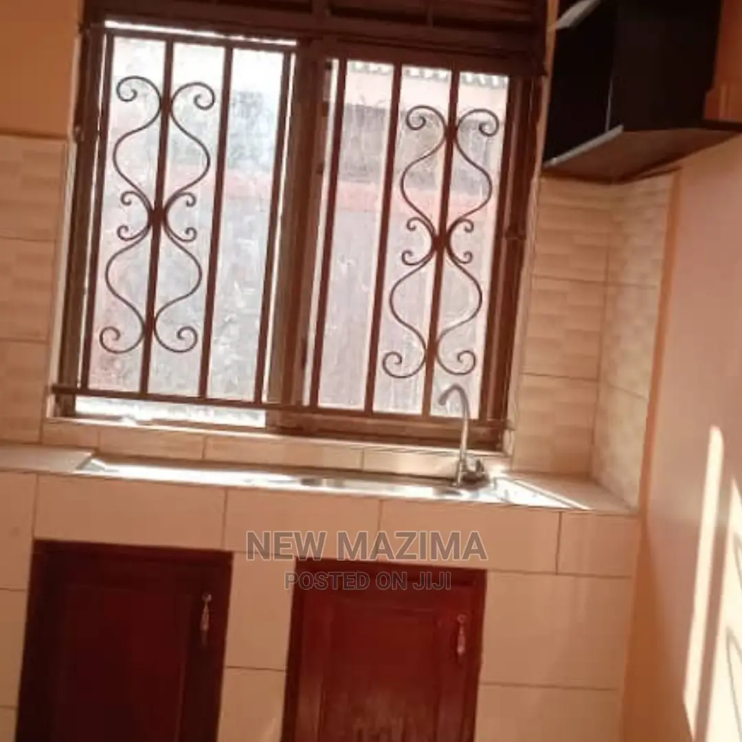 1bdrm House in Salaama Munyonyo Rd, Division B for Rent