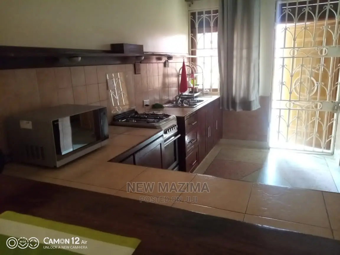 Furnished 4bdrm Mansion in Makindye Kizungu, Division B for Rent