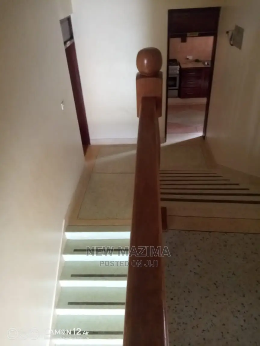 Furnished 4bdrm Mansion in Makindye Kizungu, Division B for Rent