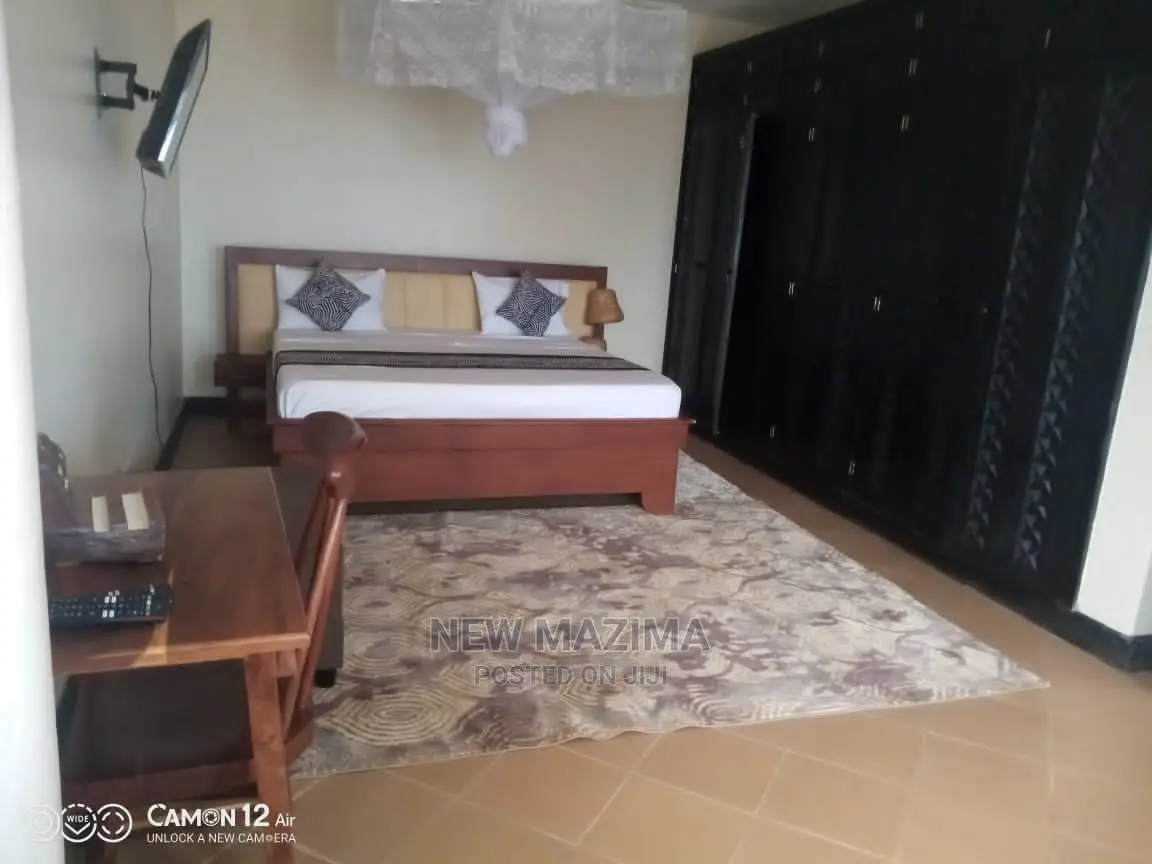 Furnished 4bdrm Mansion in Makindye Kizungu, Division B for Rent