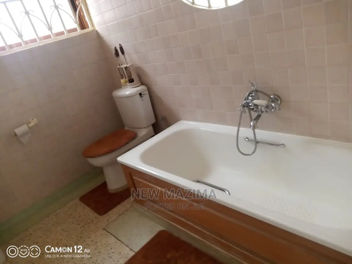 Furnished 4bdrm Mansion in Makindye Kizungu, Division B for Rent