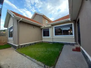 Furnished 4bdrm House in Kira Gated Estate for Sale