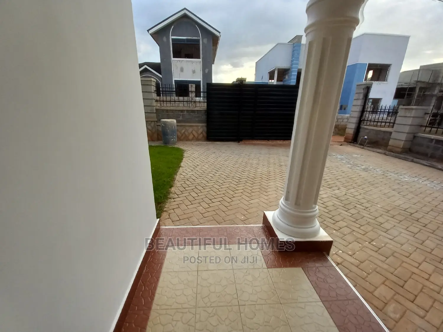 Furnished 4bdrm House in Kira Gated Estate for Sale