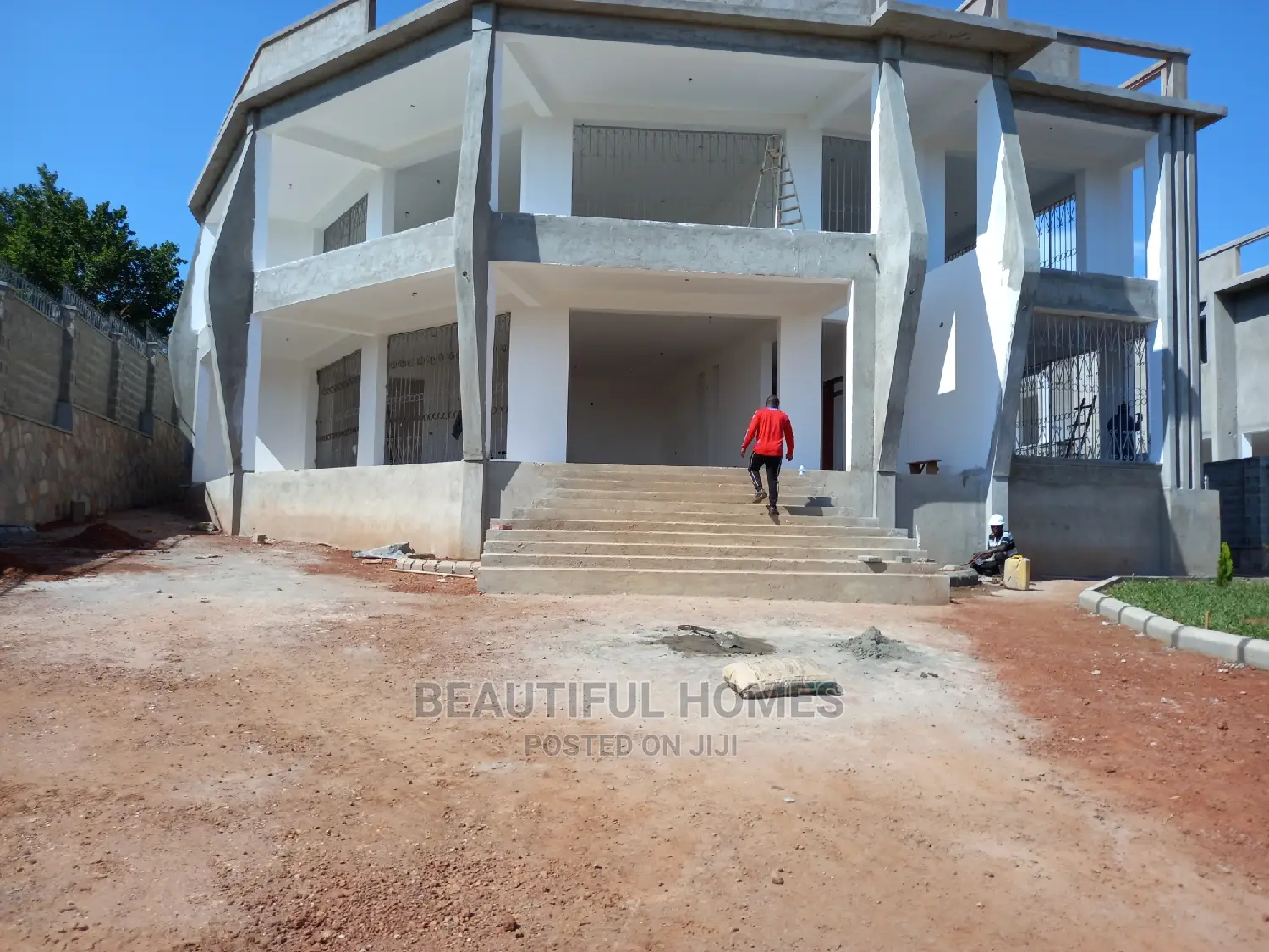 Furnished 6bdrm House in Munyonyo Lake, Makindye for Sale