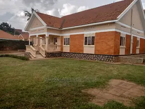 4bdrm House in Fs Properties Ltd, Central Division for Rent