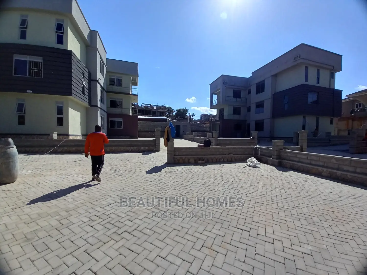 Furnished 1bdrm Block of Flats in Munyonyo, Central Division for Sale