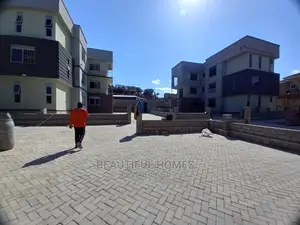Furnished 1bdrm Block of Flats in Munyonyo, Central Division for Sale