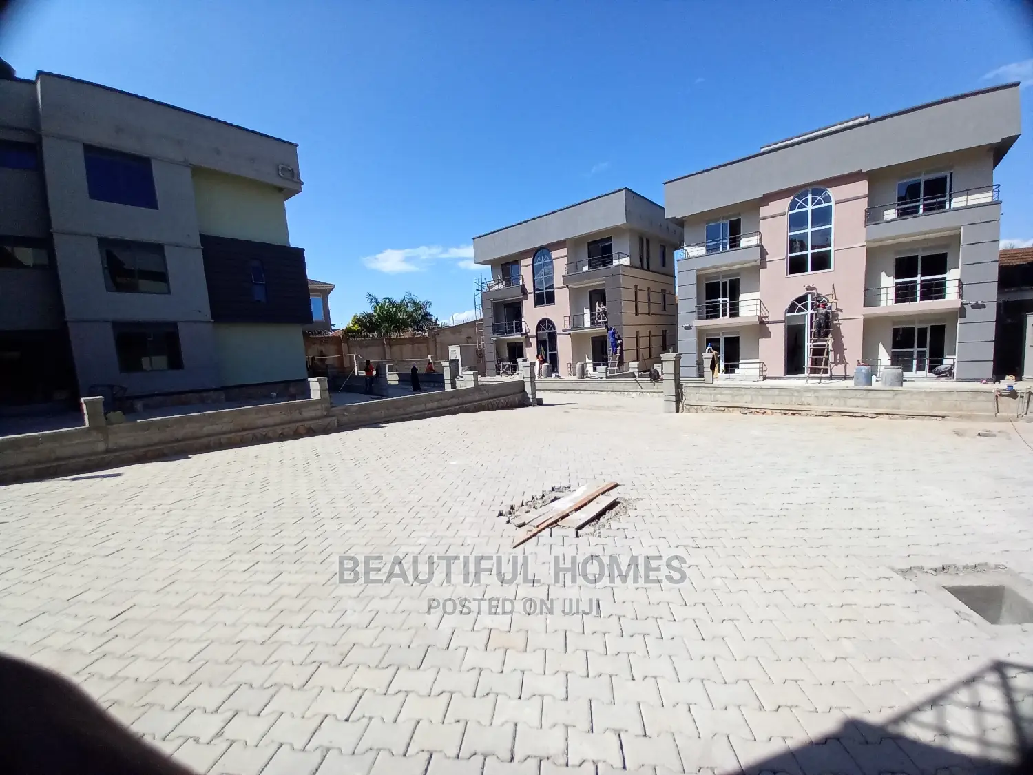 Furnished 1bdrm Block of Flats in Munyonyo, Central Division for Sale