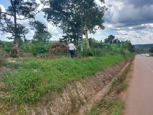 Commercial Plot on Sale 20 Decimals Located in Mukono