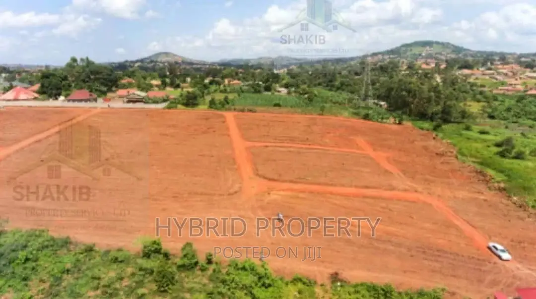 Plots For Sale At Kayunga~Senge [Wakiso] Estate~ Hoima Road.