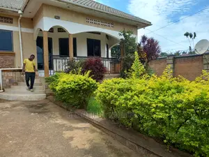 Furnished 4bdrm House in Kira Classy, Central Division for Sale