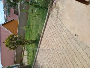 Furnished 4bdrm House in Kira for Sale