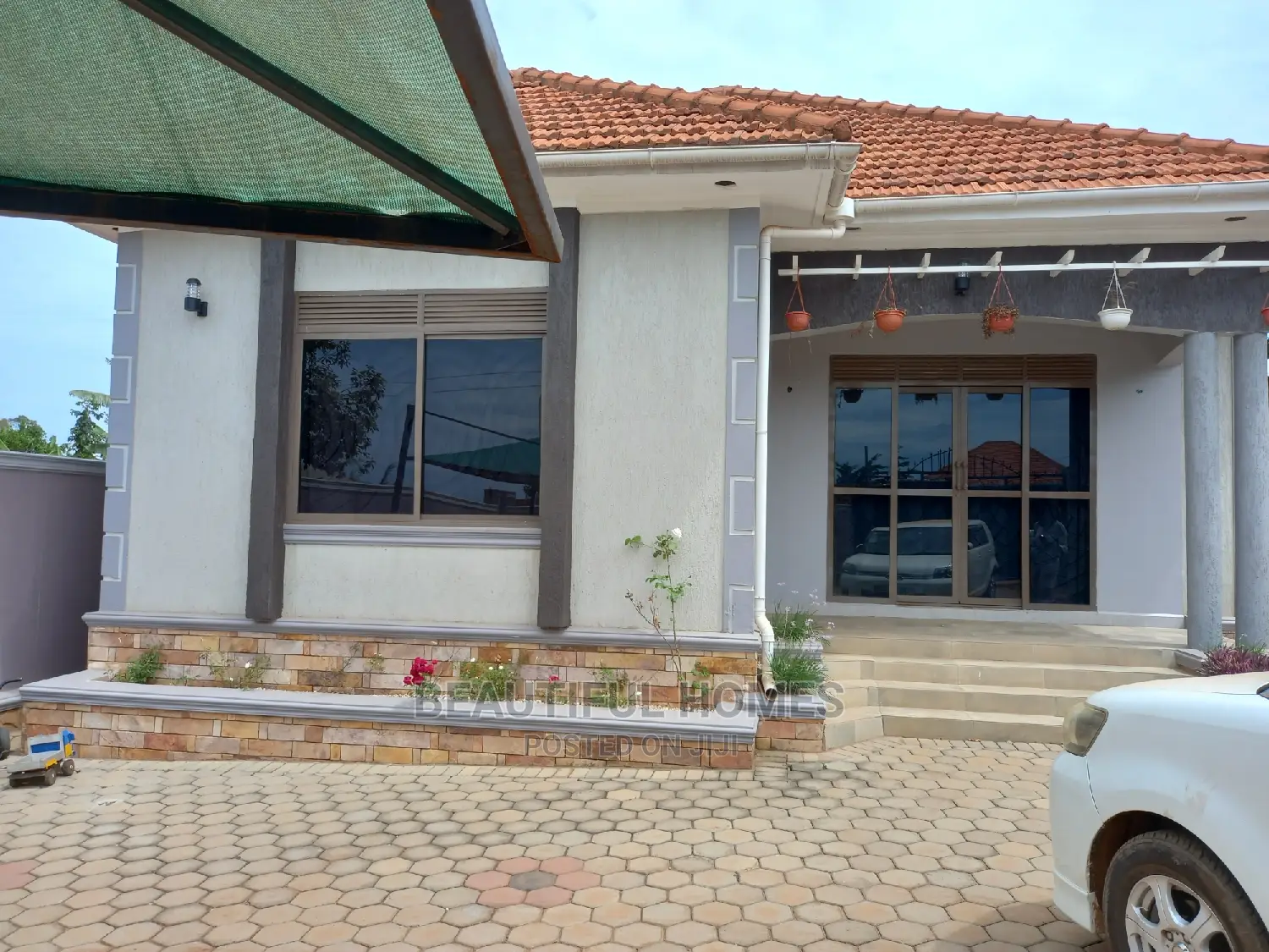 Furnished 4bdrm Bungalow in Nakwero A, Kira for Sale