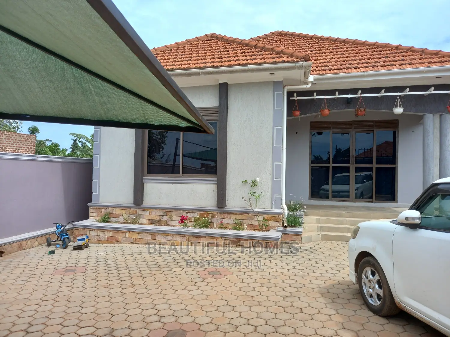 Furnished 4bdrm Bungalow in Nakwero A, Kira for Sale