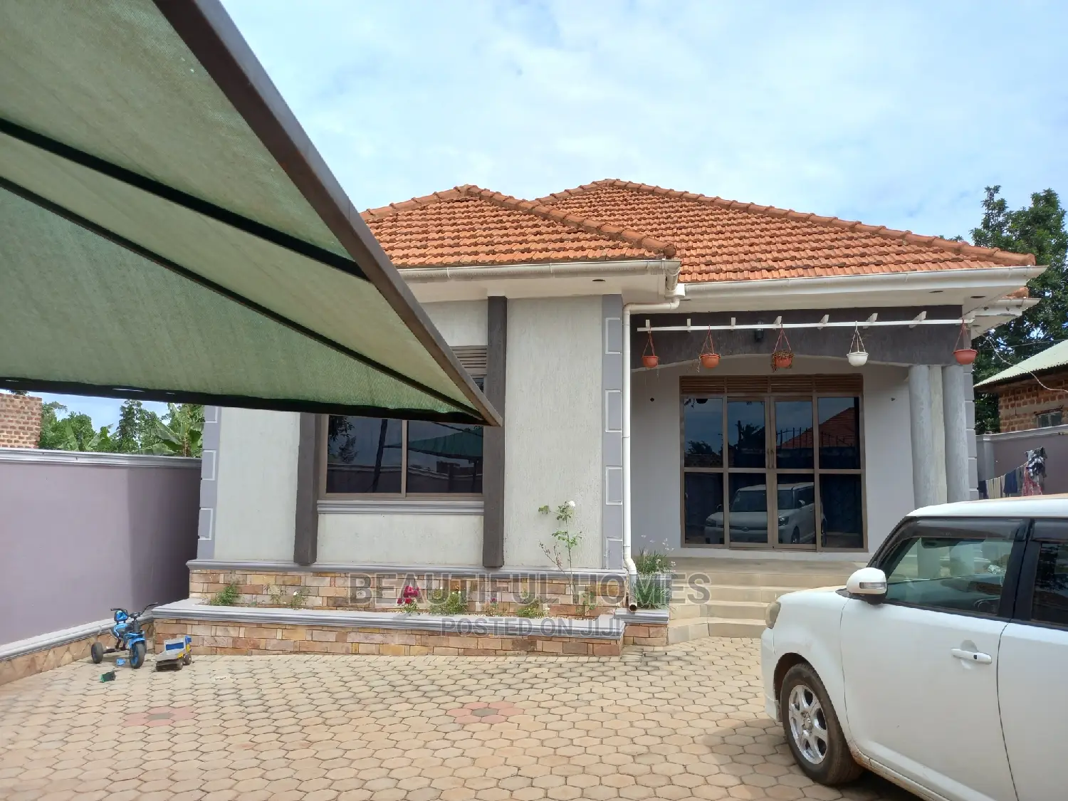 Furnished 4bdrm Bungalow in Nakwero A, Kira for Sale