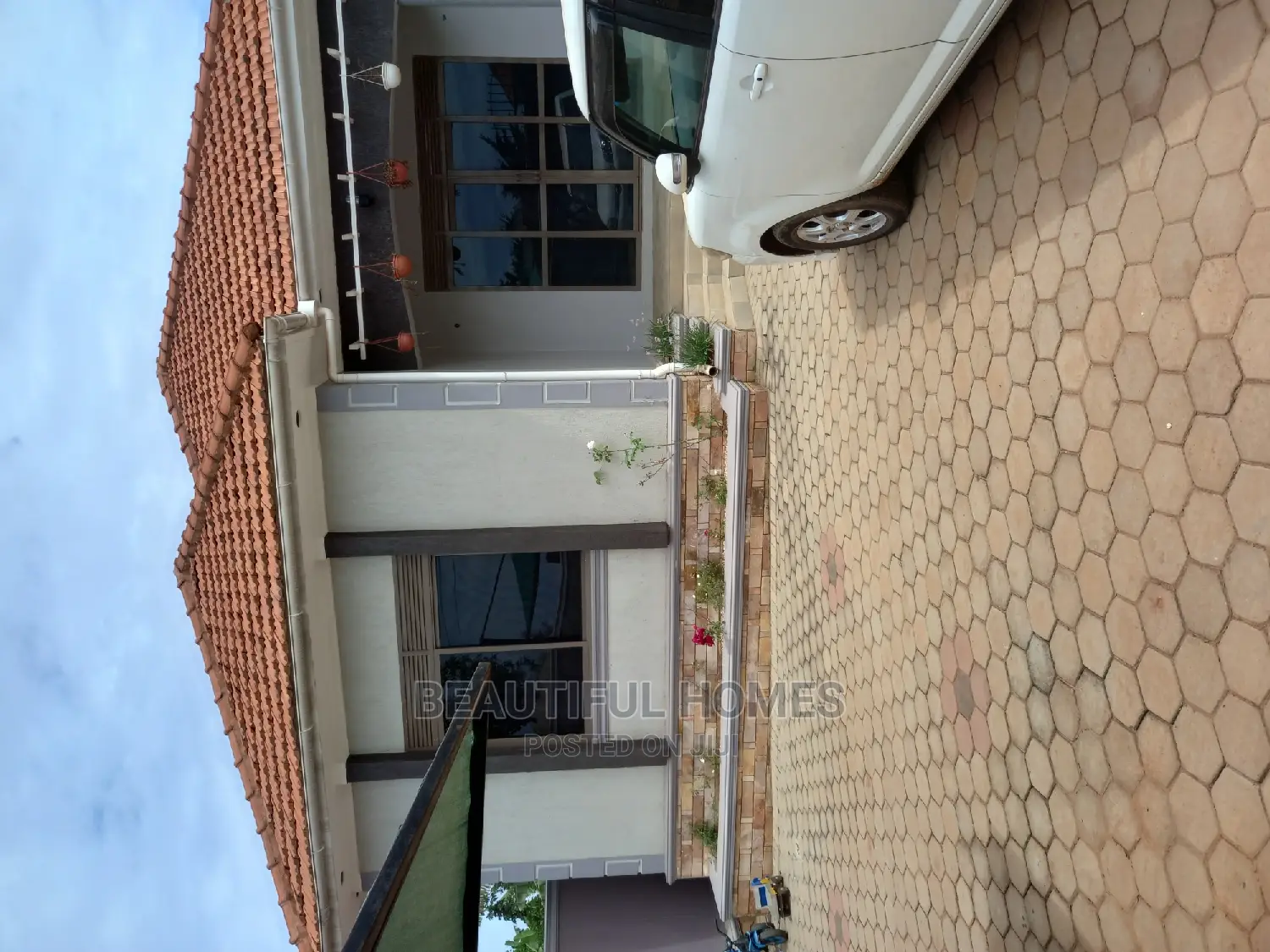 Furnished 4bdrm House in Nakwero Corporate, Kira for Sale