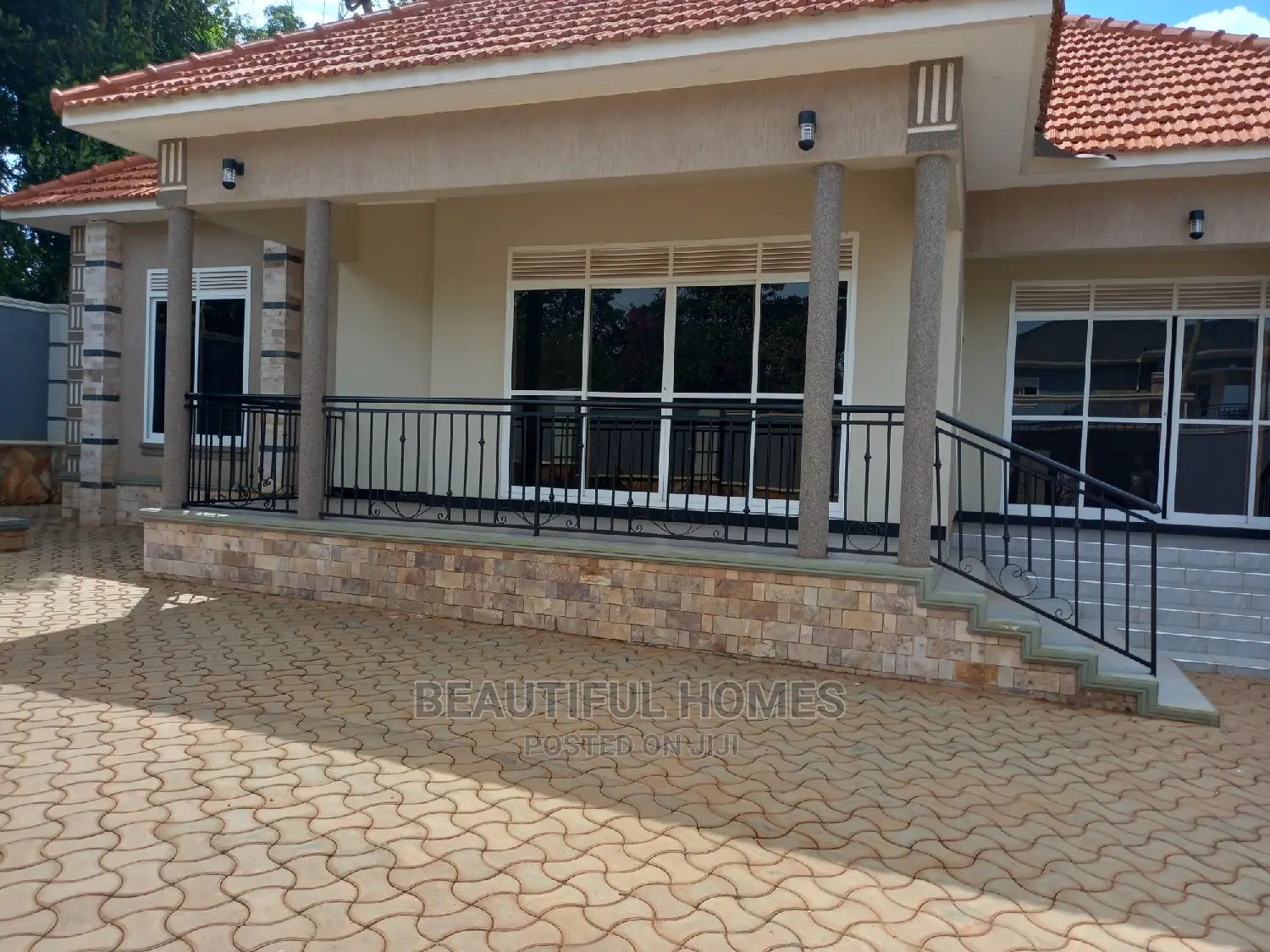 Furnished 4bdrm Bungalow in Kira Nice for Sale