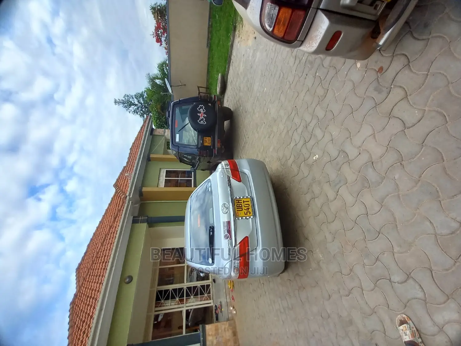 Furnished 4bdrm House in Kira Mamerito Road for Sale