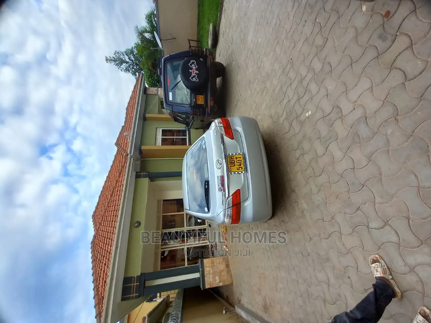 Furnished 4bdrm House in Kira Mamerito Road for Sale