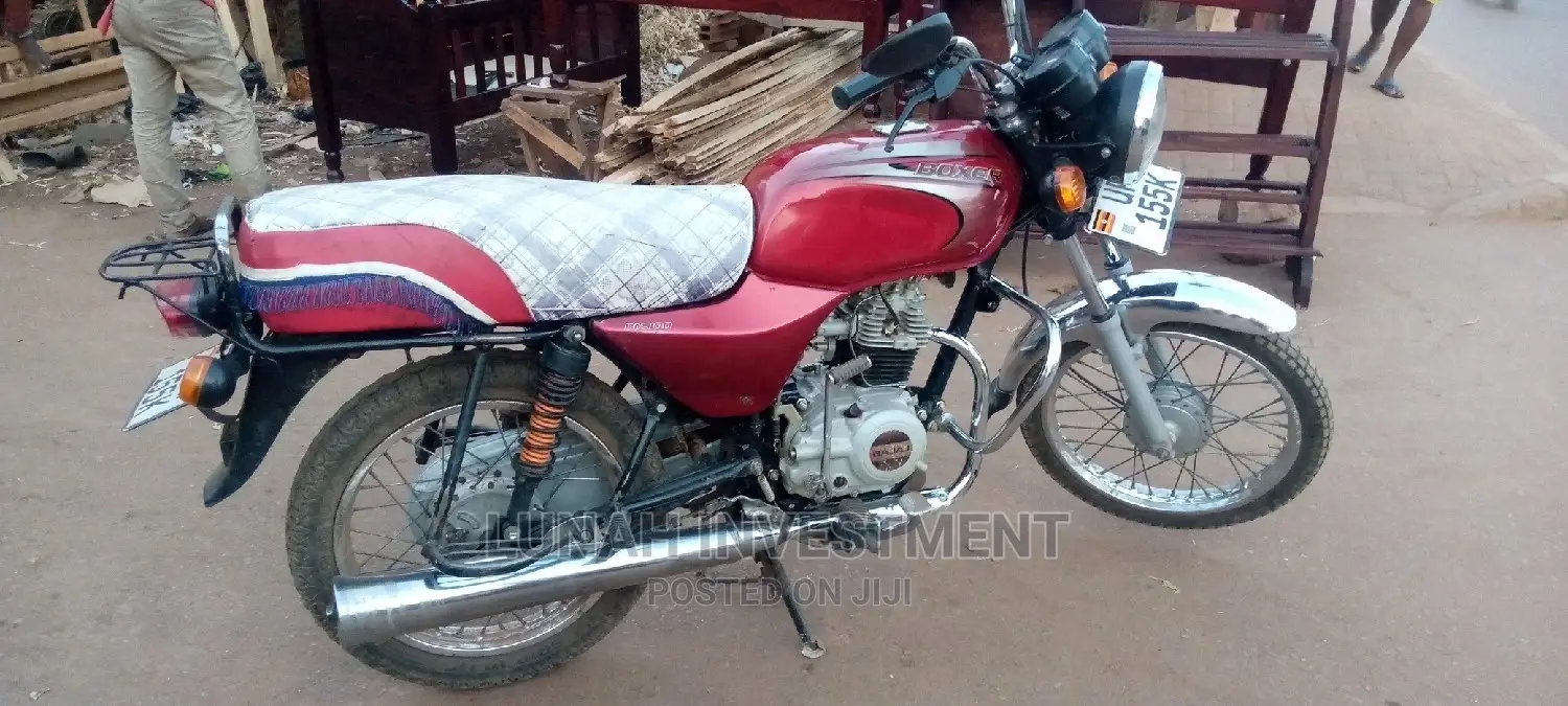 Bajaj Boxer 2021 Red