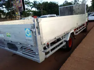 Isuzu Big Head Truck