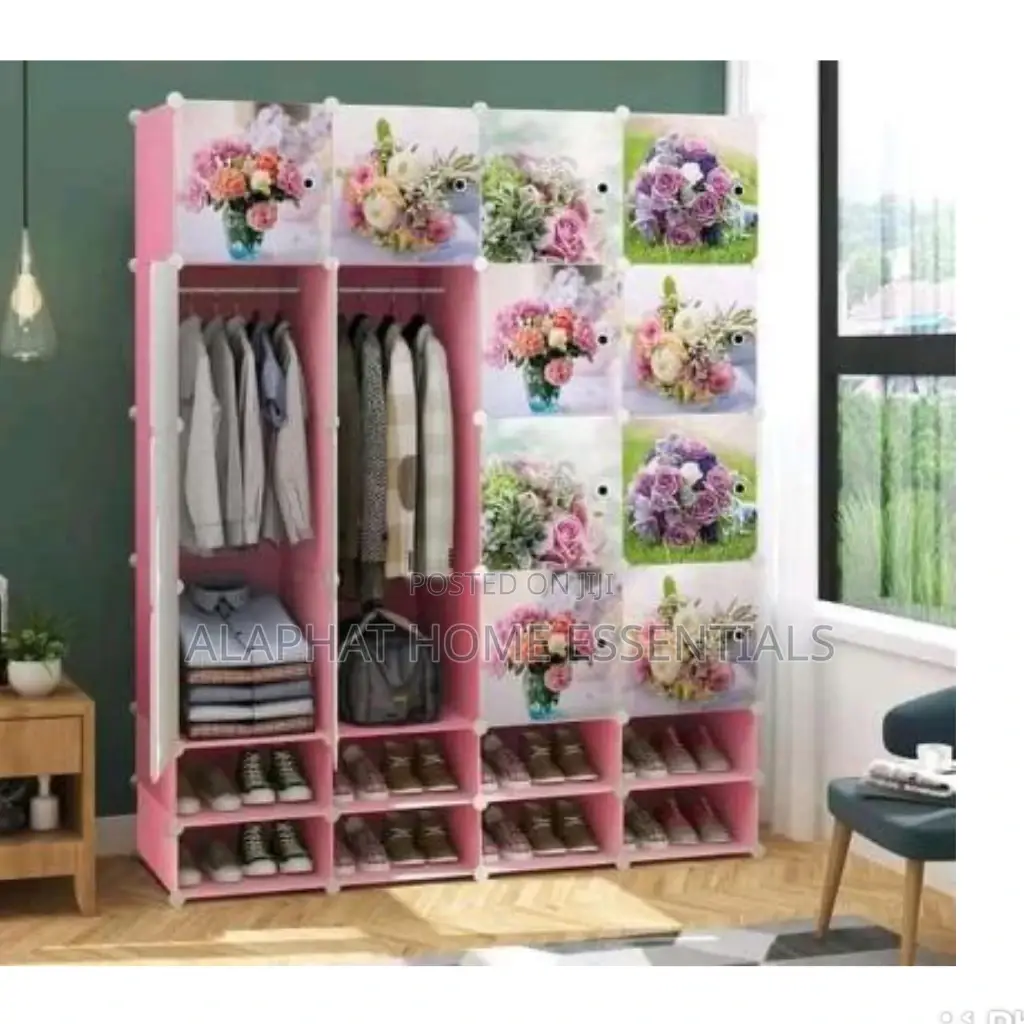 4 Coloumn Plastic Wardrobe /Closet