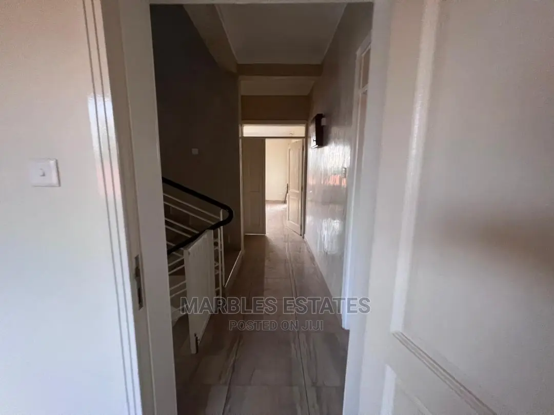4bdrm Townhouse/Terrace in Bugoloobi, Central Division for Rent