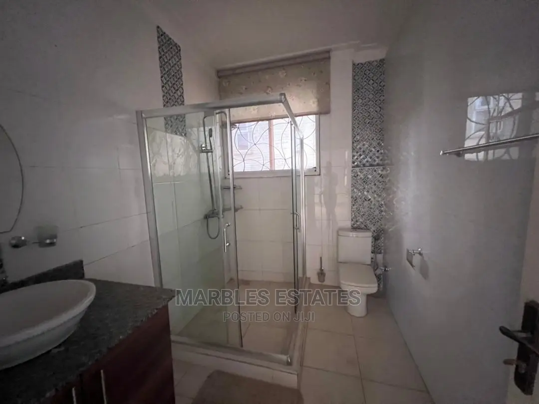 4bdrm Townhouse/Terrace in Bugoloobi, Central Division for Rent