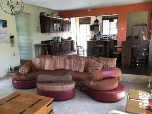 3bdrm Bungalow in Kawuku, Central Division for sale