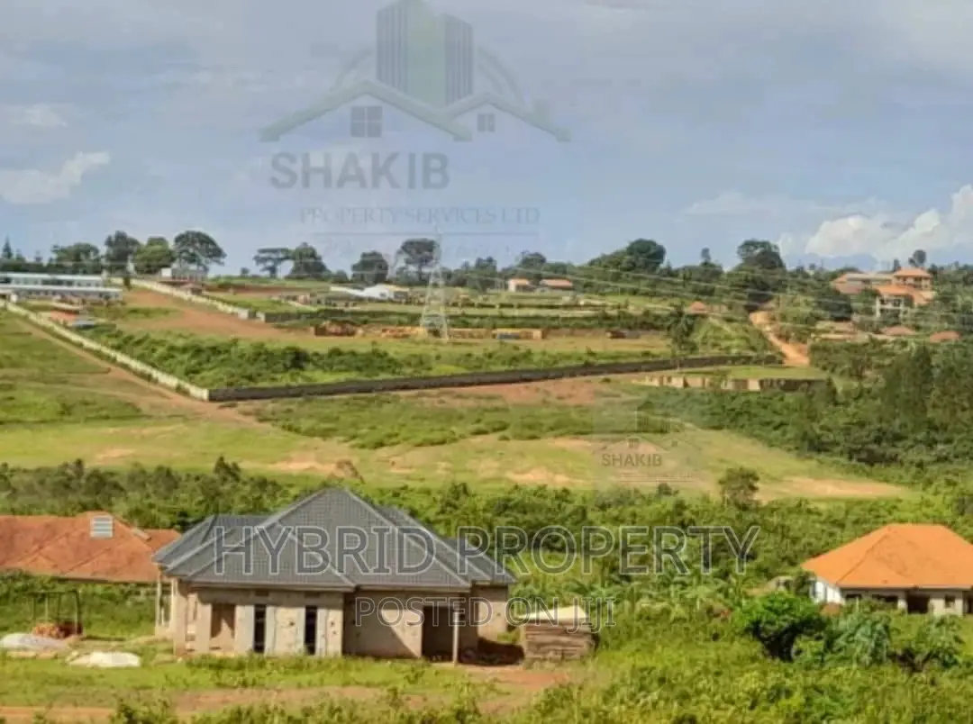 Plots for Sale at Entebbe~Ssisa I Land Estate~ Entebbe Road.