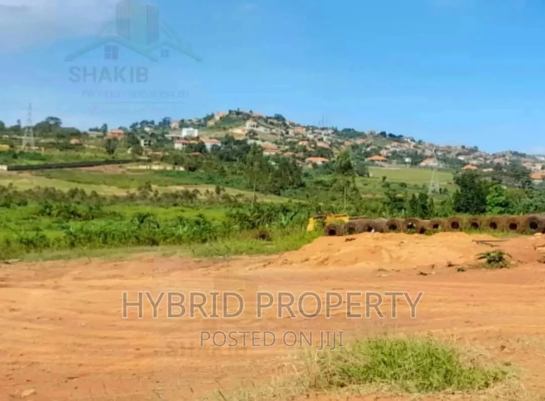 Plots for Sale at Entebbe~Ssisa I Land Estate~ Entebbe Road.