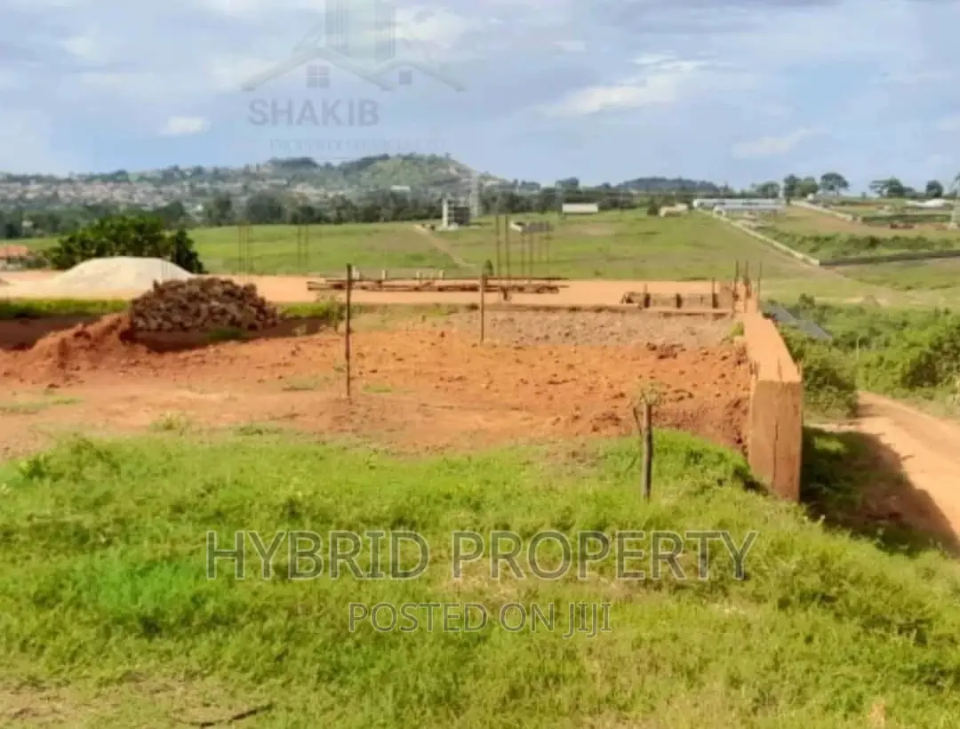 Plots for Sale at Entebbe~Ssisa I Land Estate~ Entebbe Road.