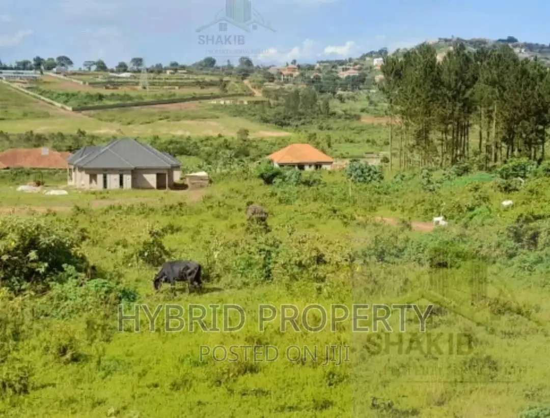 Plots for Sale at Entebbe~Ssisa I Land Estate~ Entebbe Road.