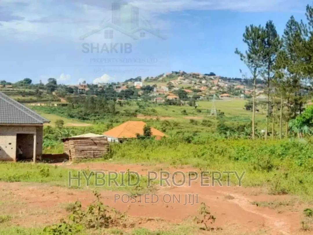 Plots for Sale at Entebbe~Ssisa I Land Estate~ Entebbe Road.