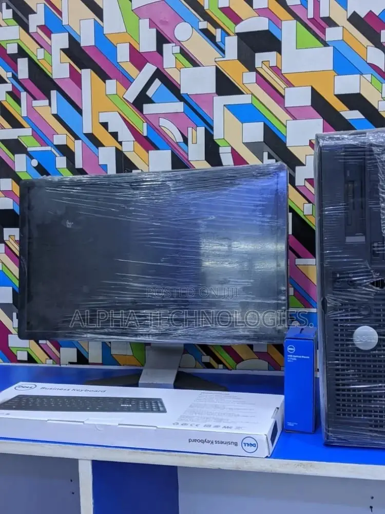 Desktop Computer Dell 4GB Intel Core 2 Duo HDD 320GB
