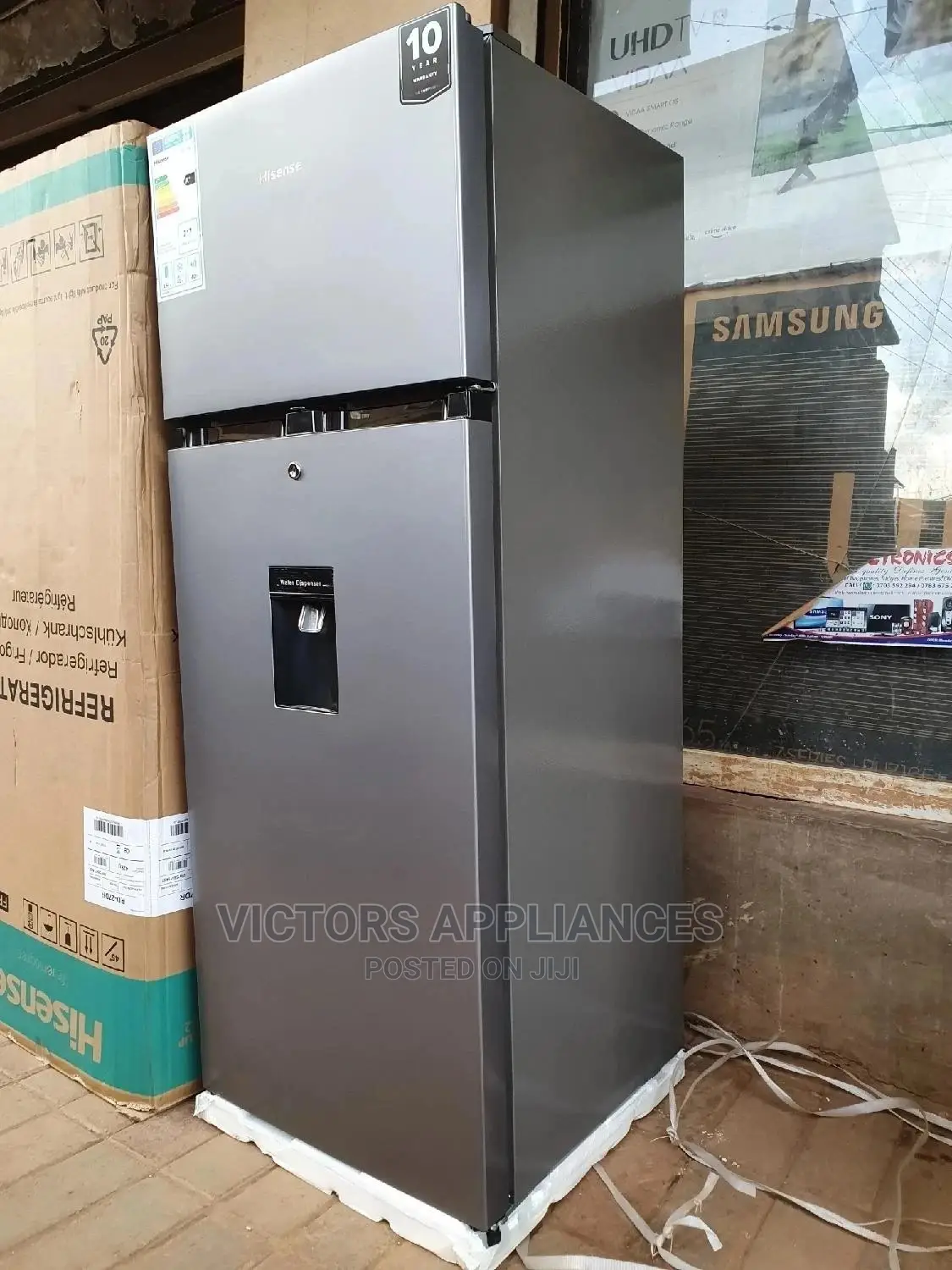 Hisense 270L Double Door Refrigerator With Water Dispenser
